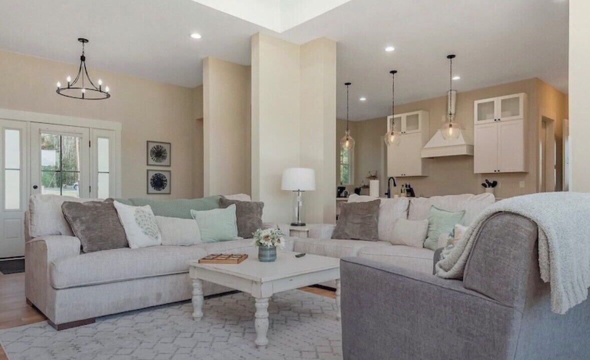 Photo of Livingroom in Mooresville