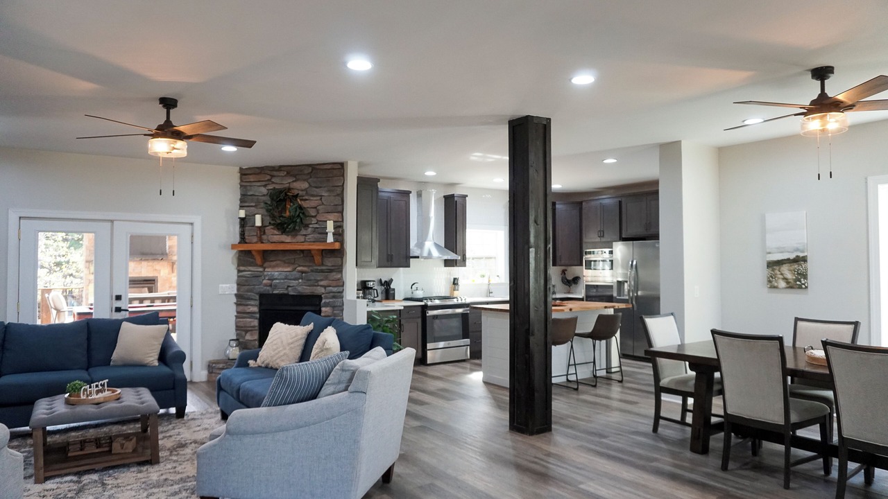 Photo of Livingroom in Mill Spring