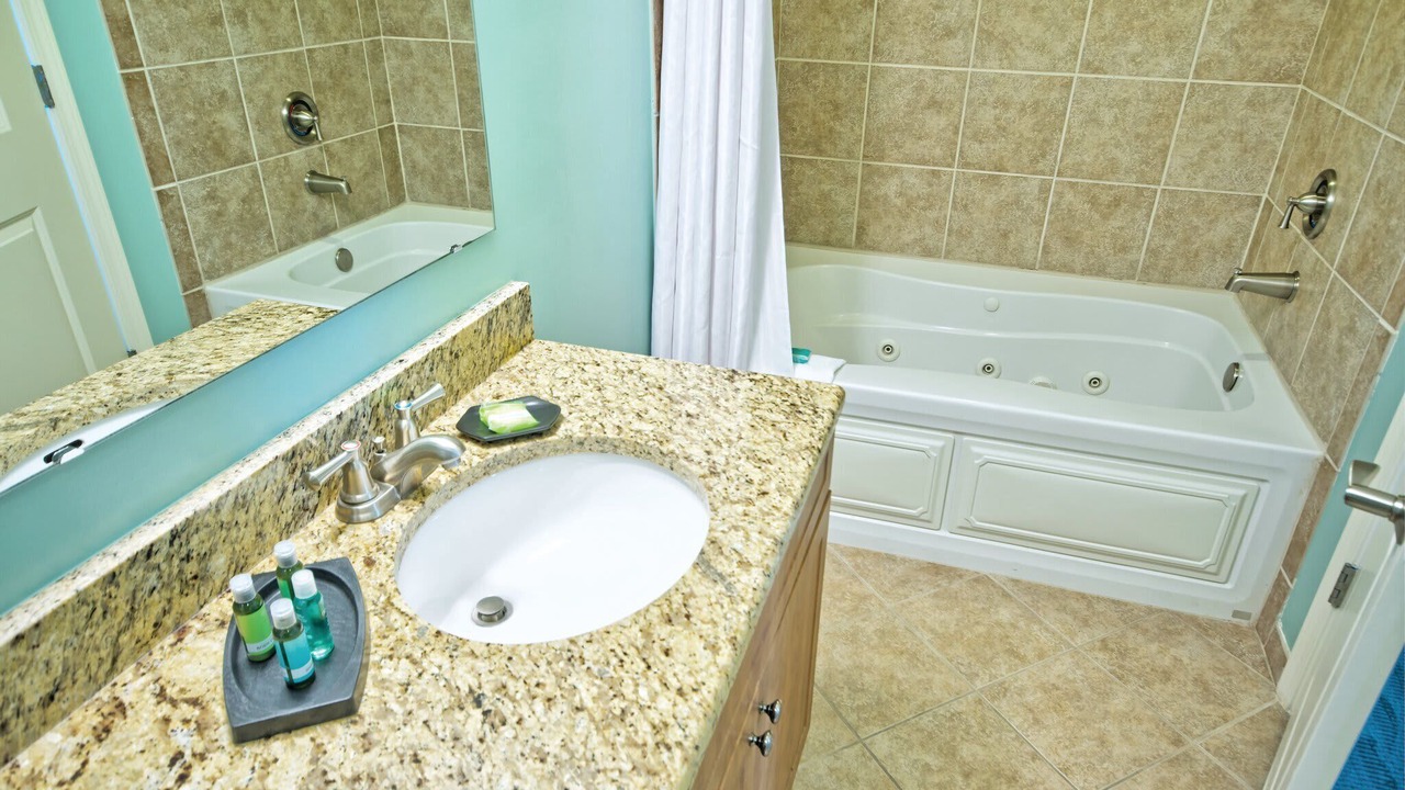 Photo of Bathroom in Ash