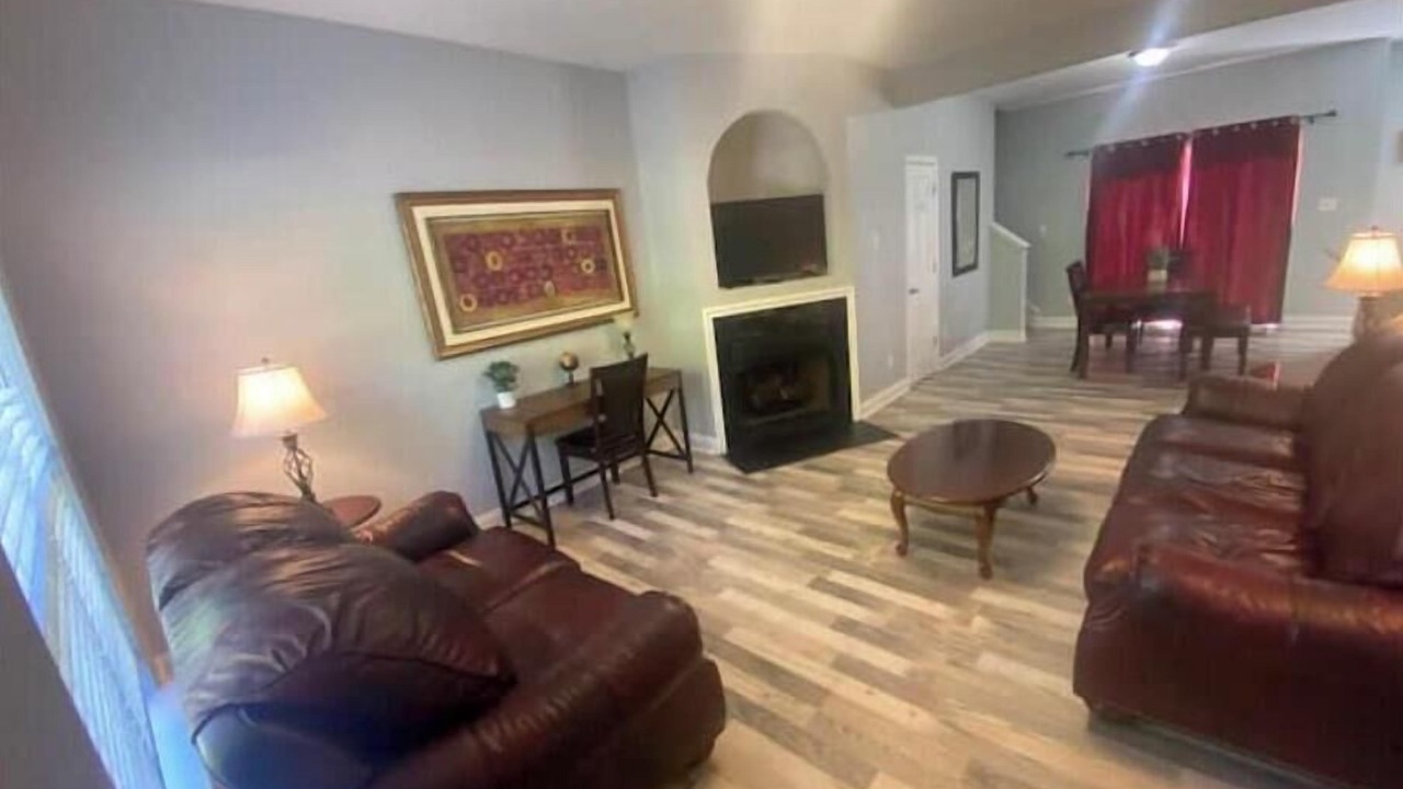 Photo of Livingroom in Huntersville