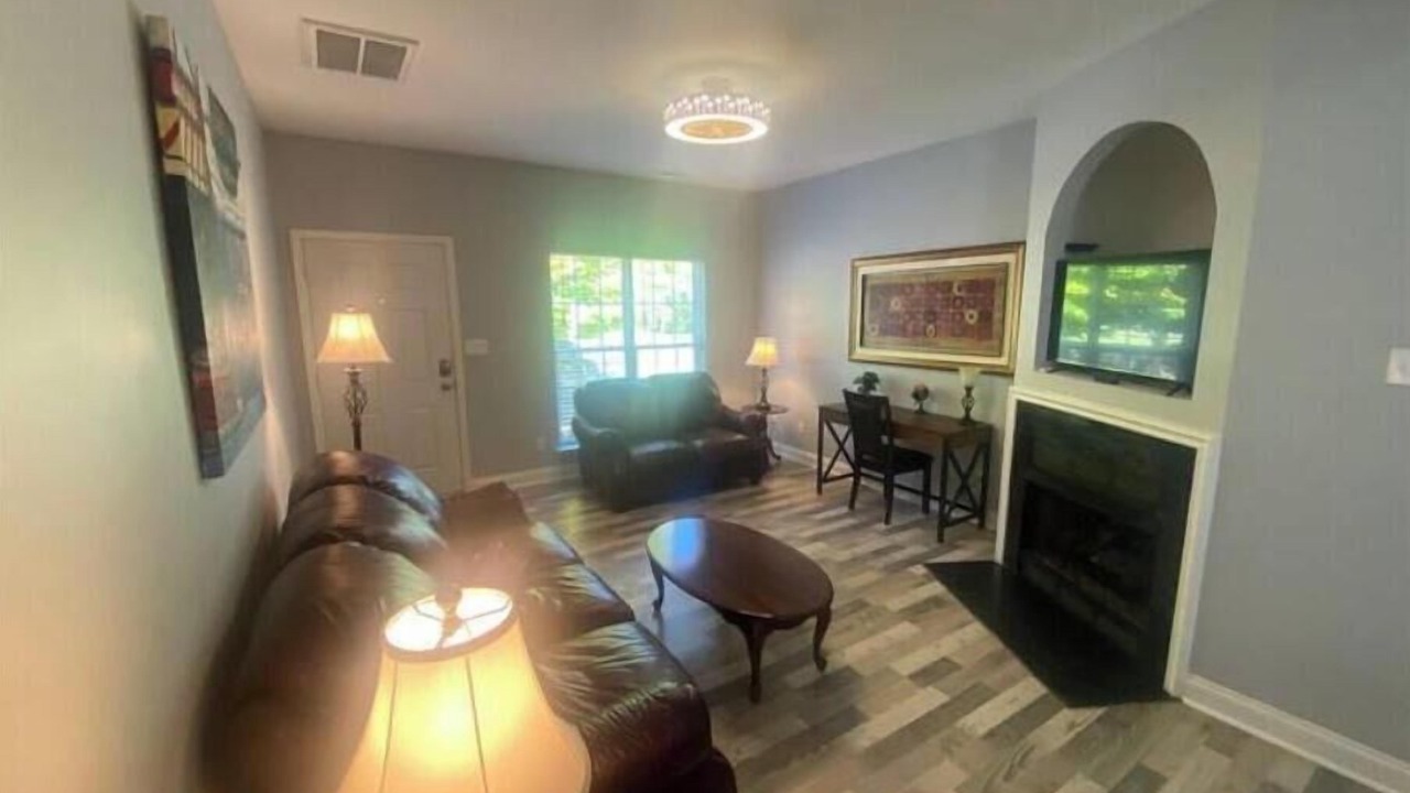 Photo of Livingroom in Huntersville