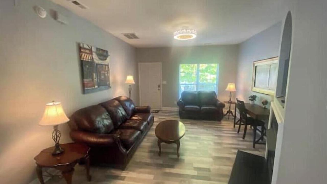 Photo of Livingroom in Huntersville