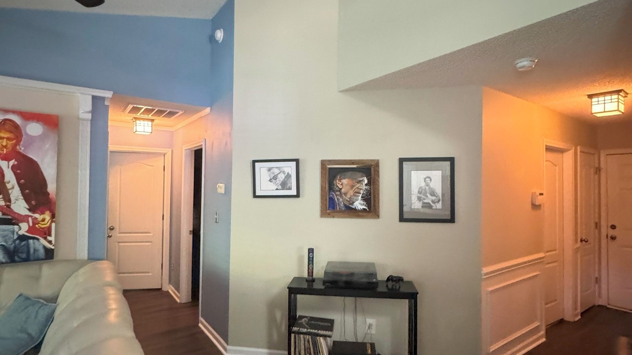 Photo of Livingroom in Paw Creek