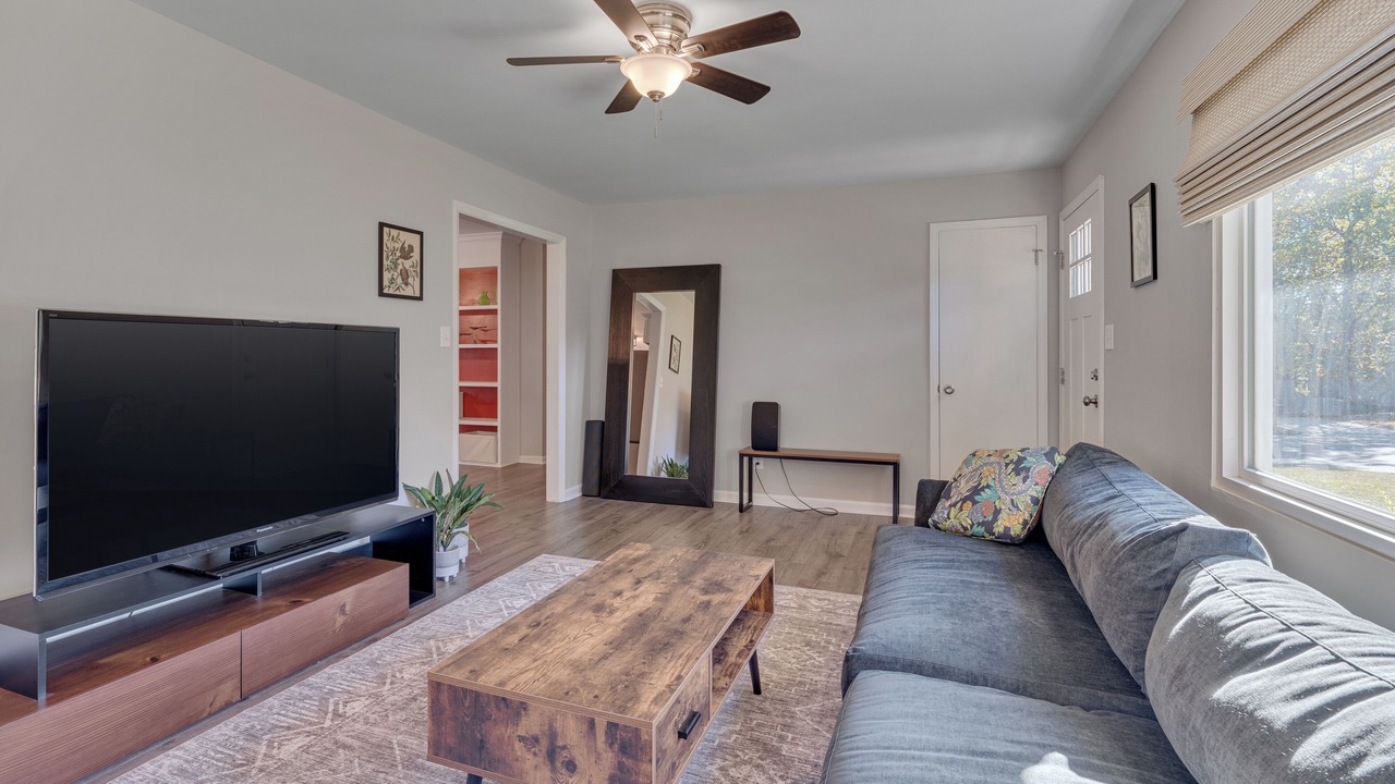 Photo of Livingroom in Durham