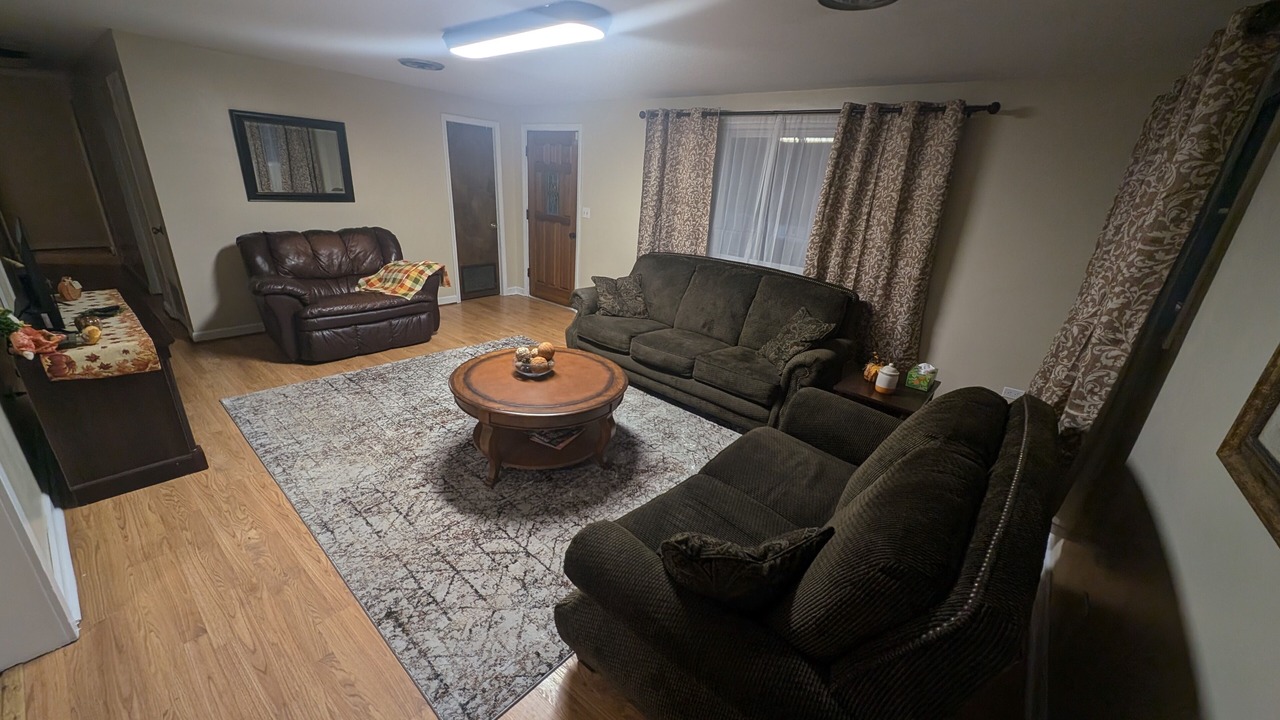 Photo of Livingroom in Roaring River