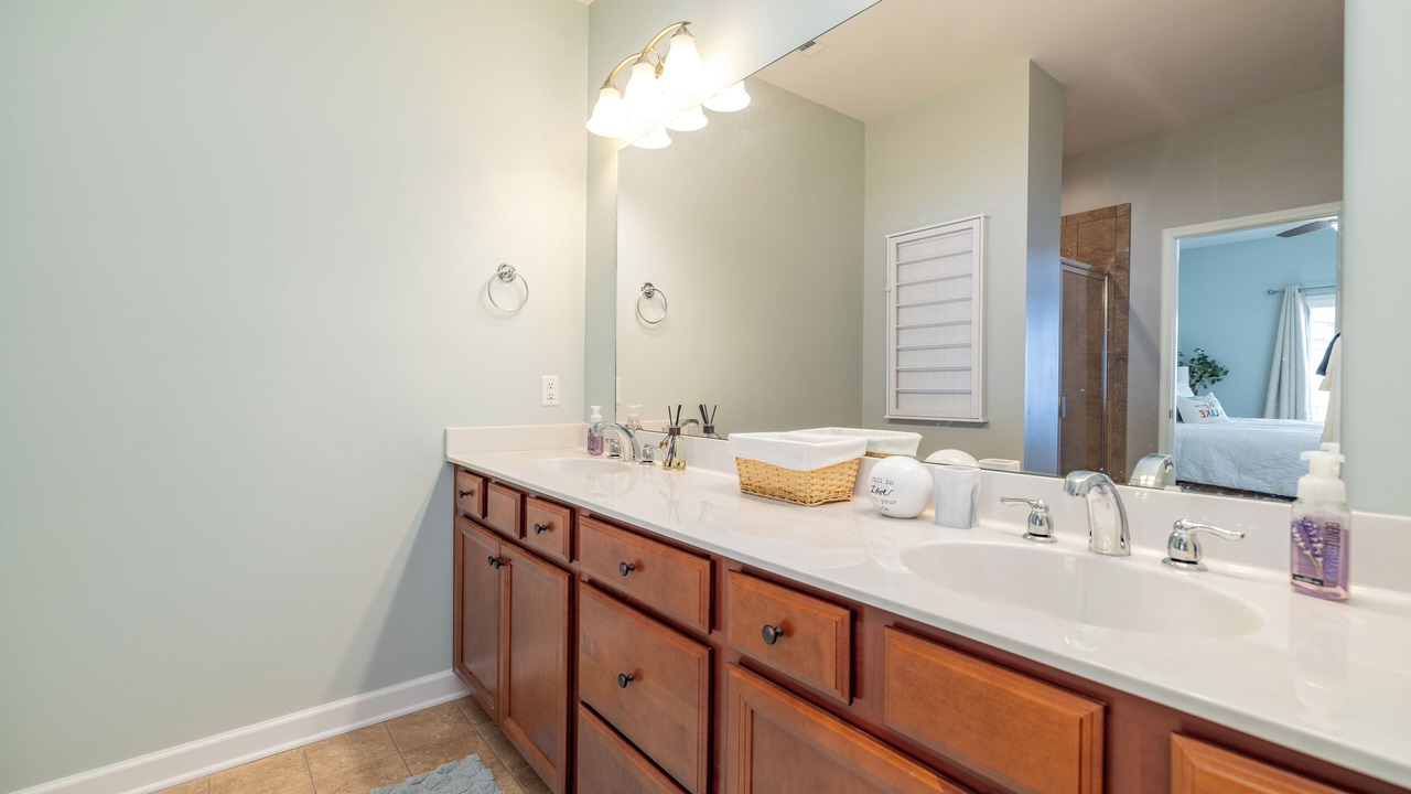 Photo of Bathroom in Eatons Crossing