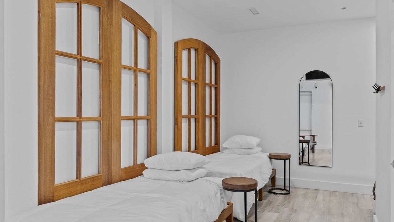 Photo of Bedroom in Topsail Beach