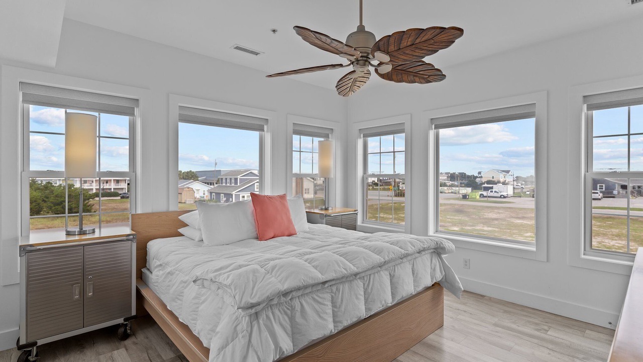 Photo of Bedroom in Topsail Beach