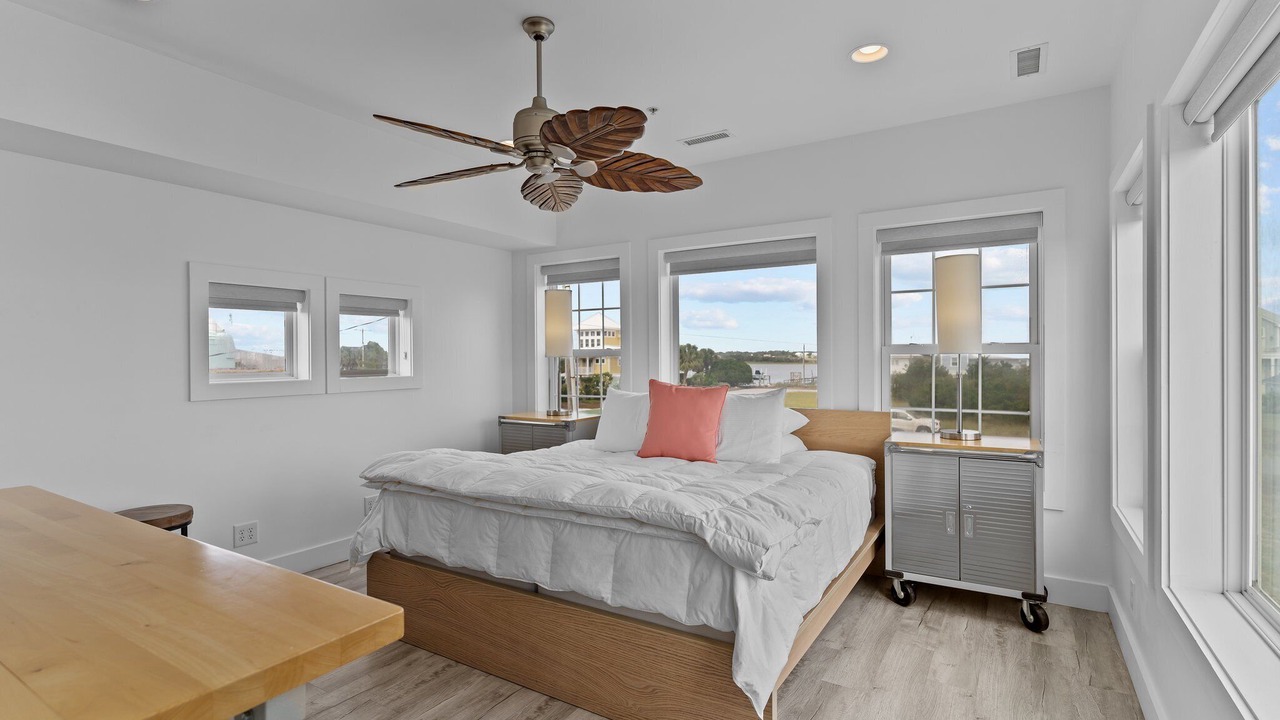 Photo of Bedroom in Topsail Beach