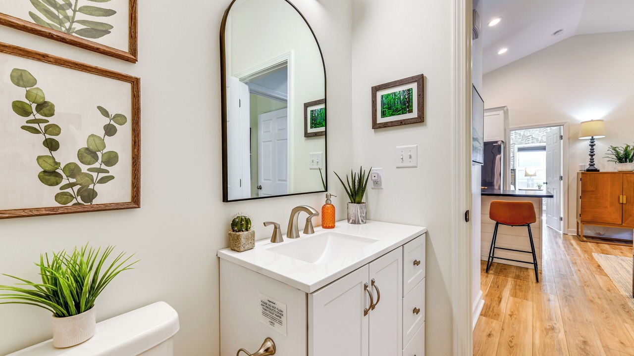 Photo of Bathroom in Hickory