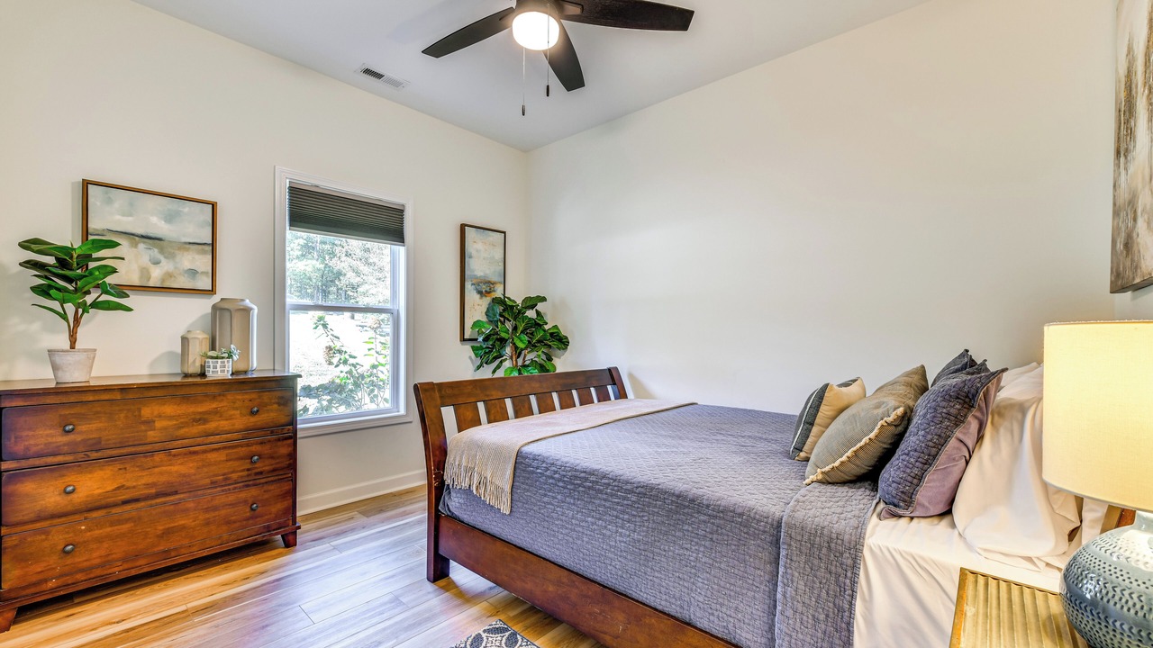 Photo of Bedroom in Hickory