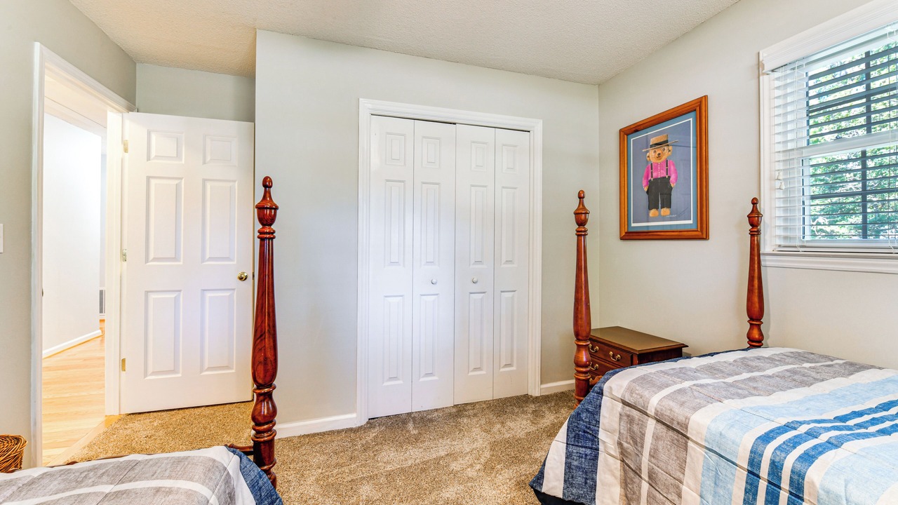 Photo of Bedroom in Hudson