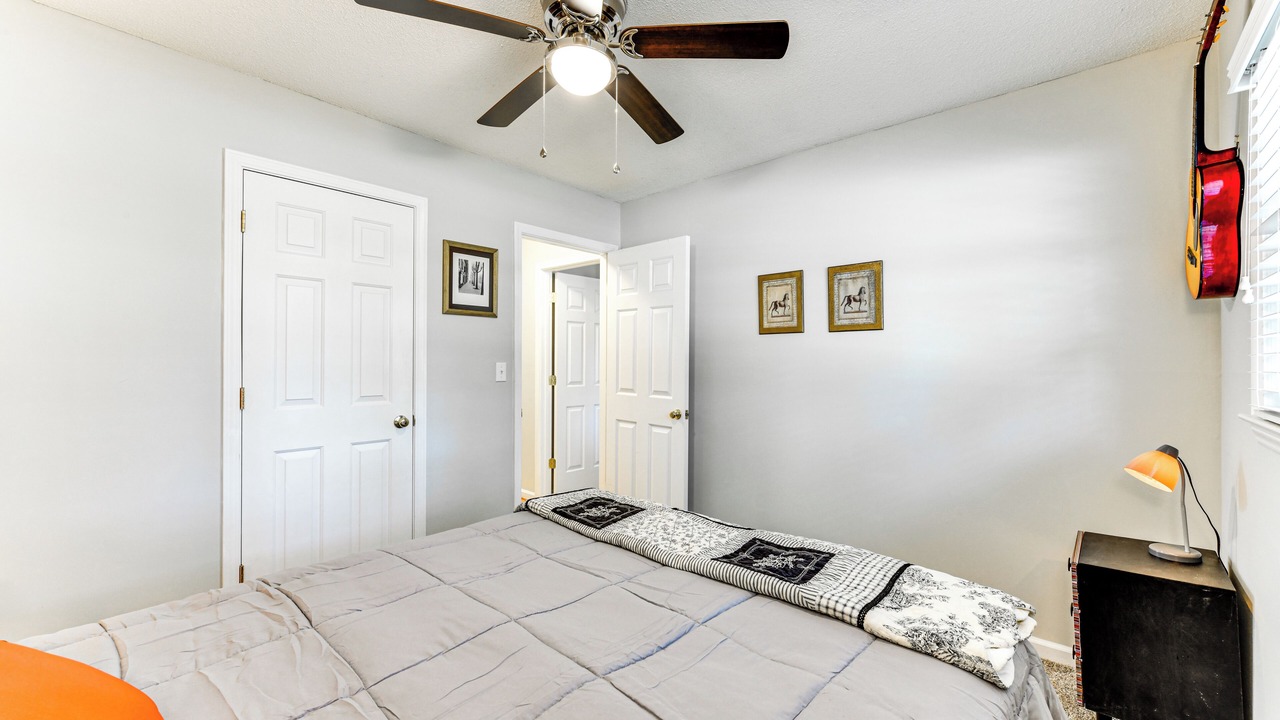 Photo of Bedroom in Hudson