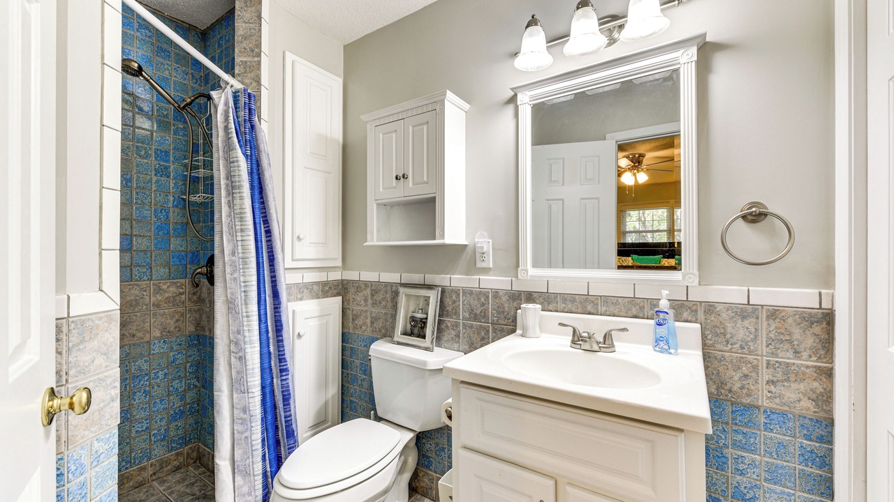 Photo of Bathroom in Hudson