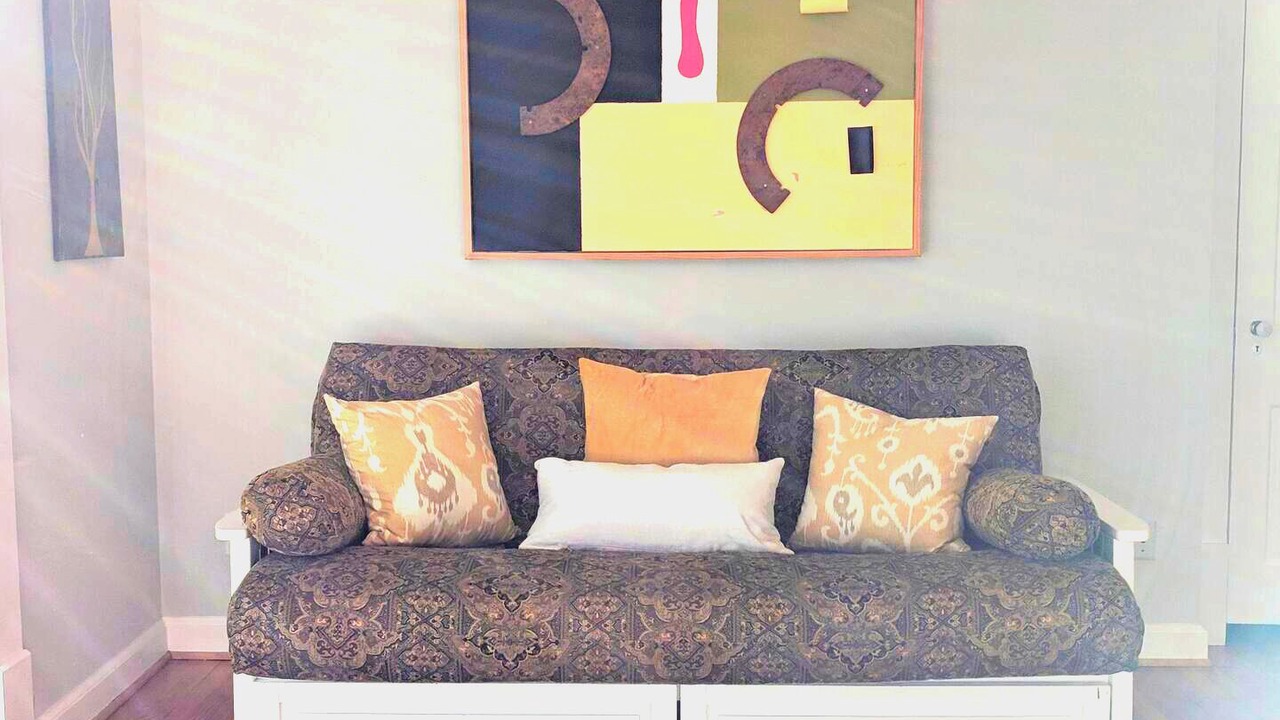 Photo of Livingroom in Northwest Raleigh