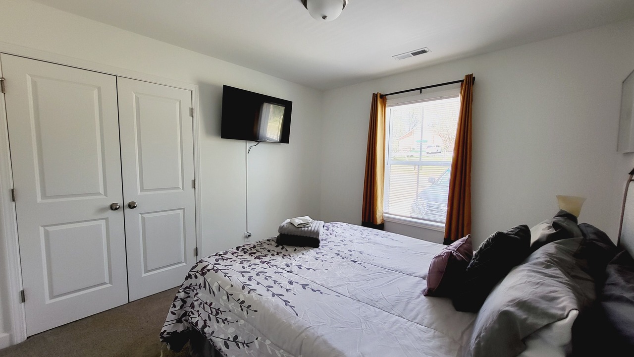 Photo of Bedroom in University Place