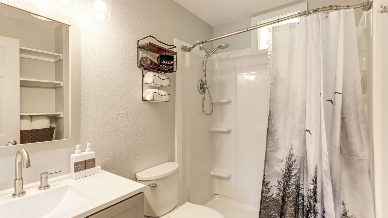 Photo of Bathroom in Murphy