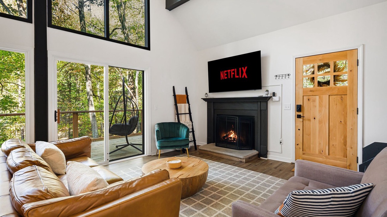 Photo of Livingroom in Maggie Valley