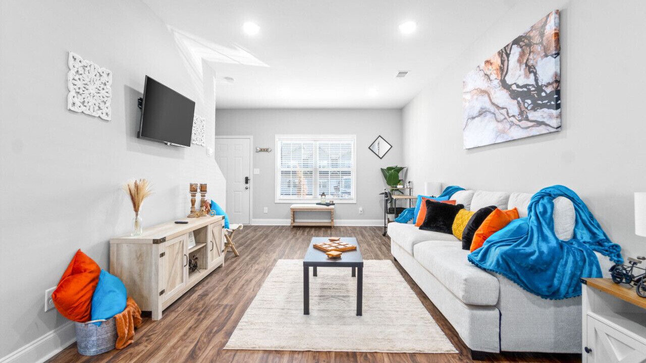 Photo of Livingroom in Clarksville