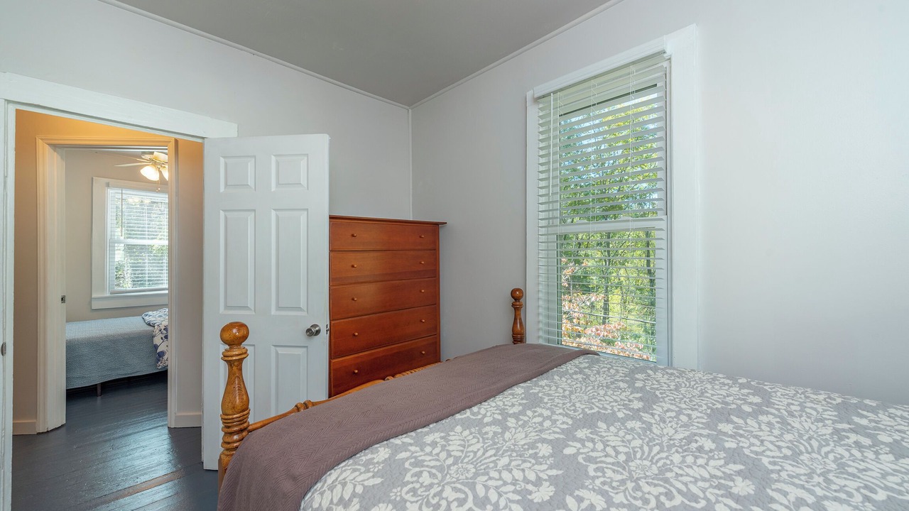 Photo of Bedroom in Mars Hill