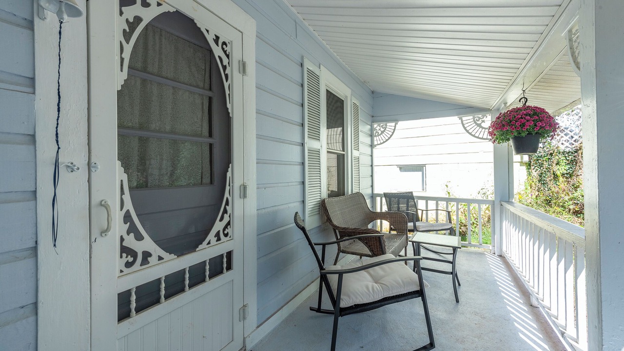 Photo of Patio Balcony in Mars Hill