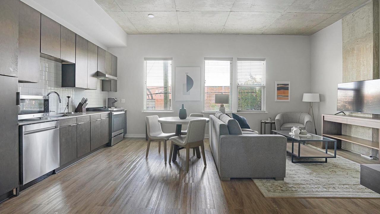 Photo of Livingroom in Downtown