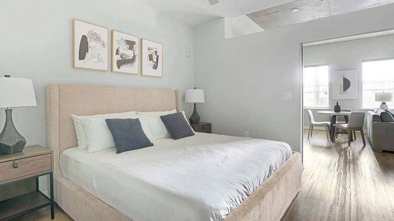 Photo of Bedroom in Downtown