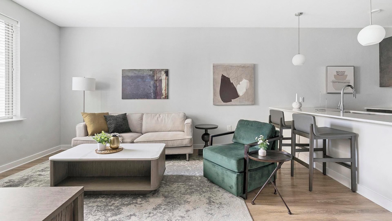 Photo of Livingroom in Downtown