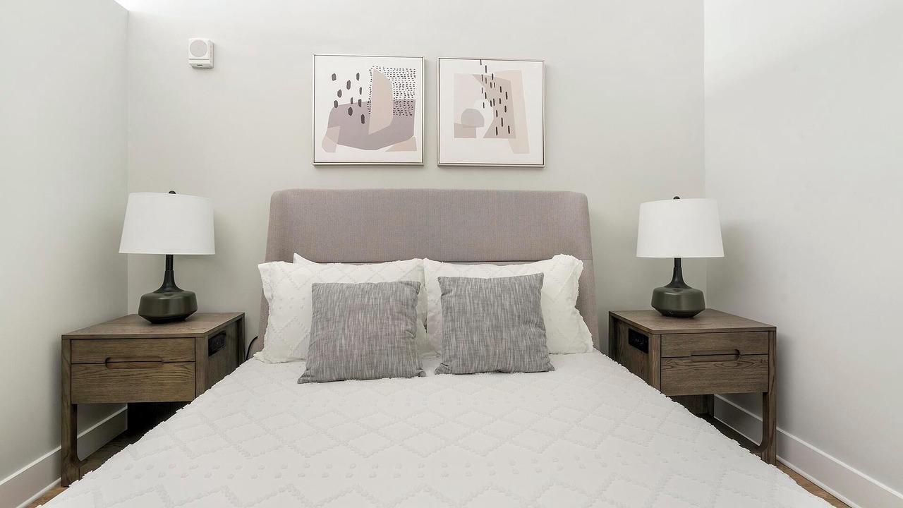 Photo of Bedroom in Downtown