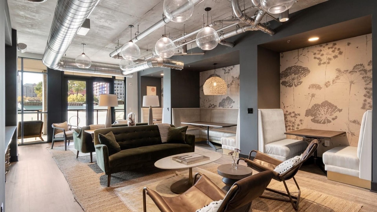 Photo of Livingroom in Downtown