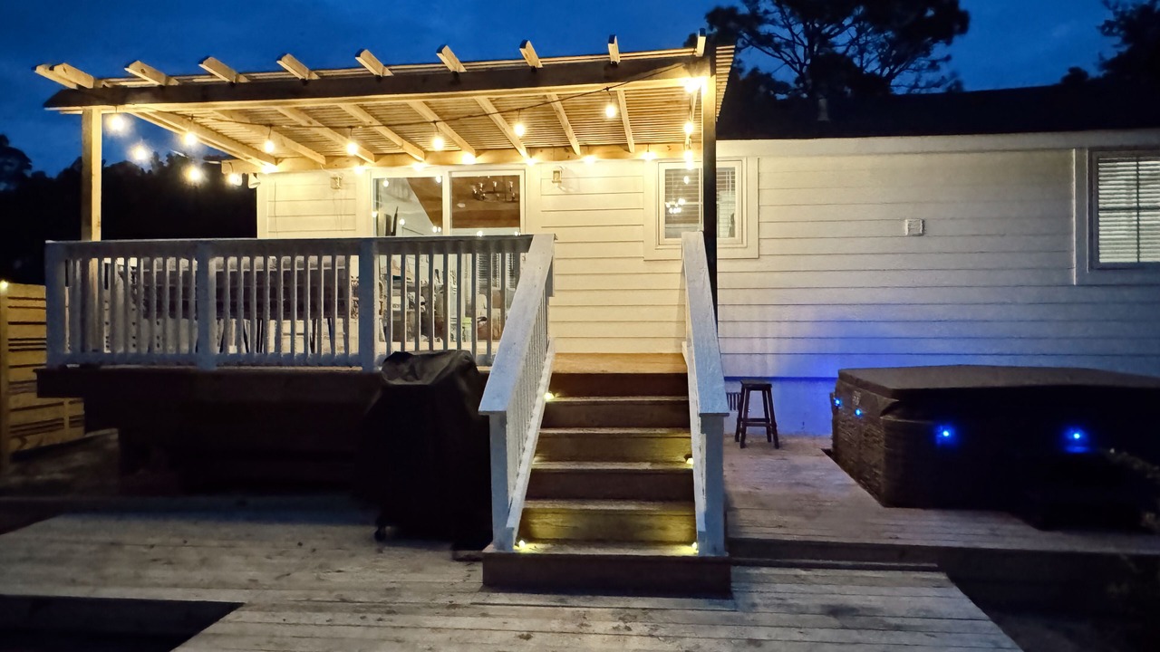 Photo of Patio Balcony in Bayshore