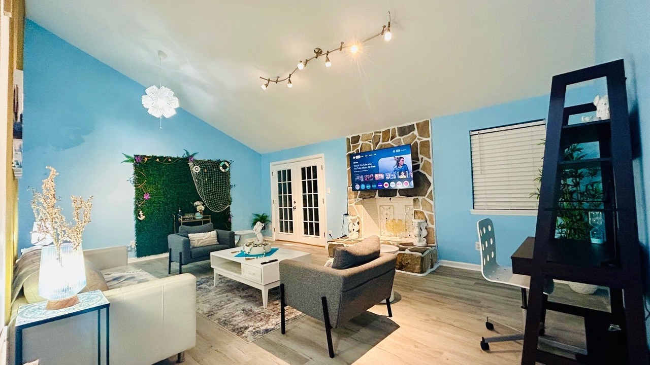 Photo of Livingroom in Charlotte
