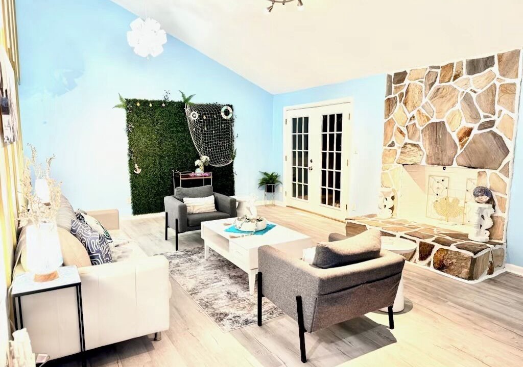 Photo of Livingroom in Charlotte