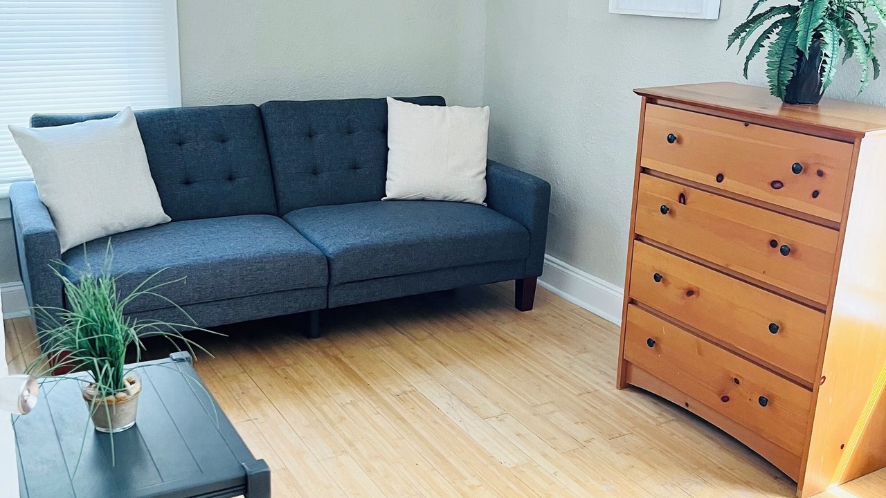 Photo of Livingroom in Olde Huntersville