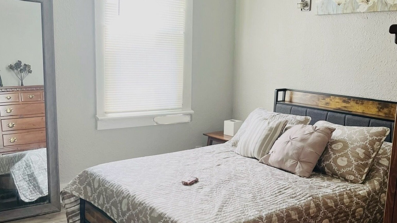 Photo of Bedroom in Olde Huntersville