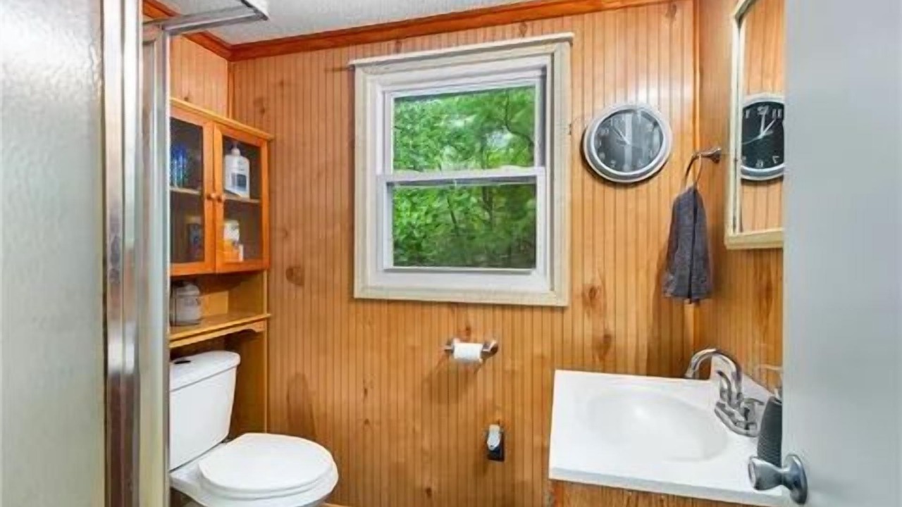 Photo of Bathroom in Stokes