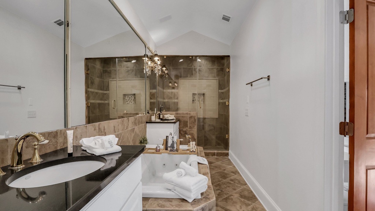 Photo of Bathroom in Historic District - North