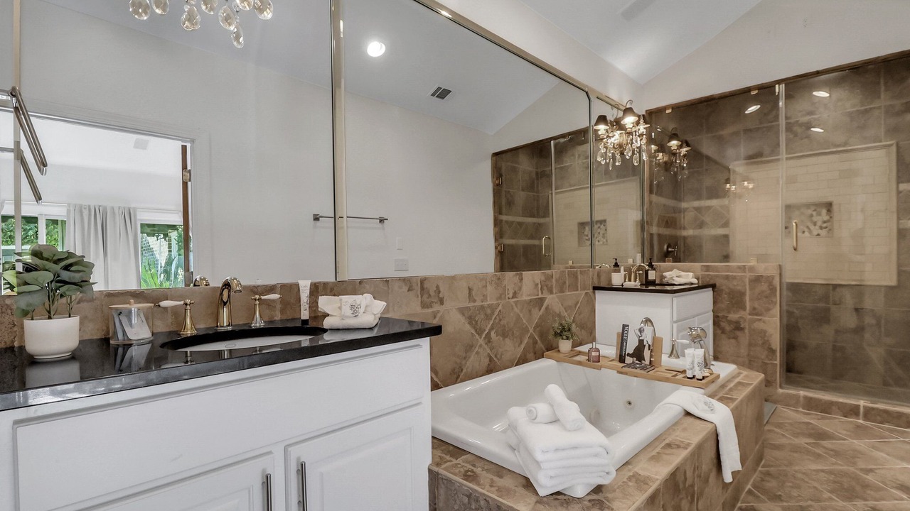 Photo of Bathroom in Historic District - North