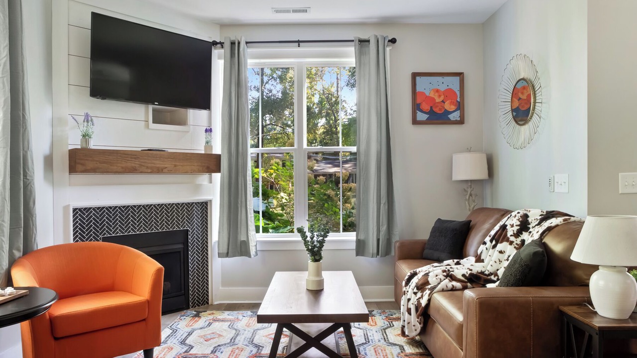 Photo of Livingroom in Clayton