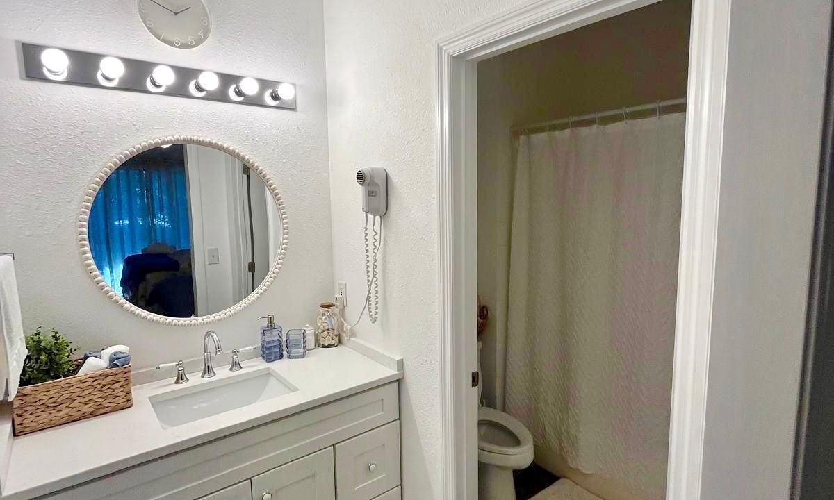 Photo of Bathroom in Sea Trail