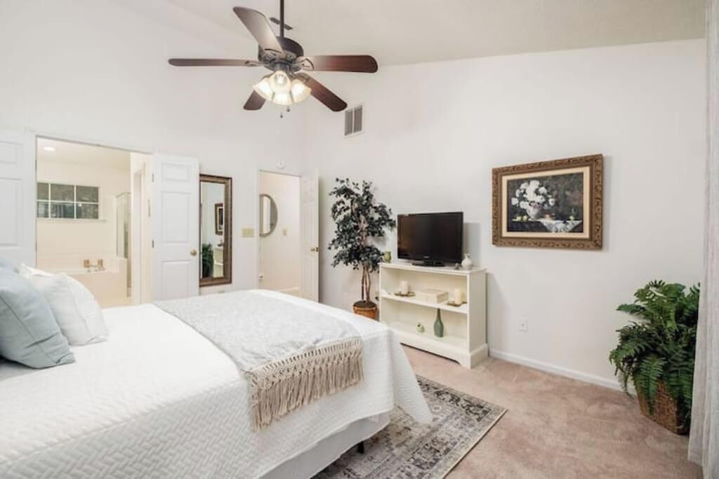 Photo of Bedroom in Matthews