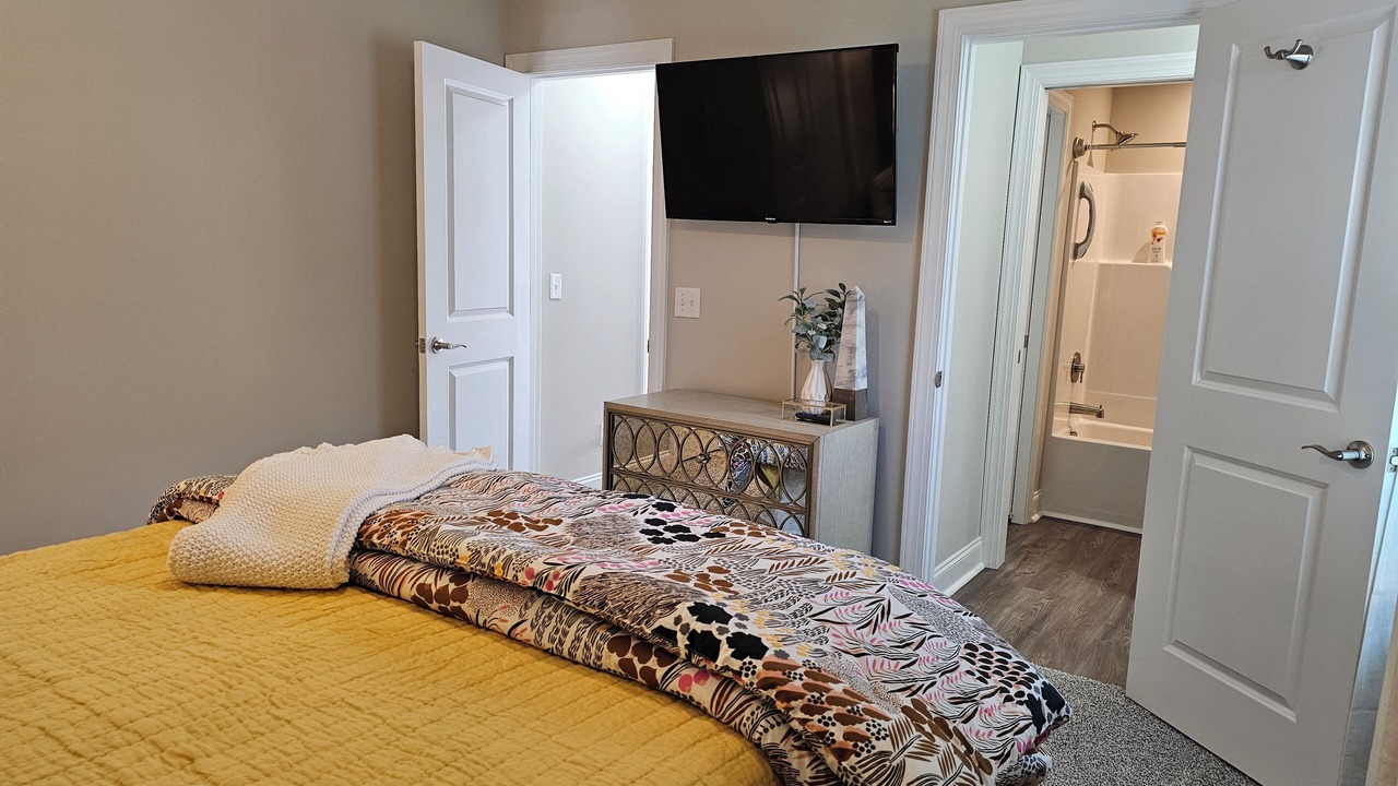Photo of Bedroom in Hickory