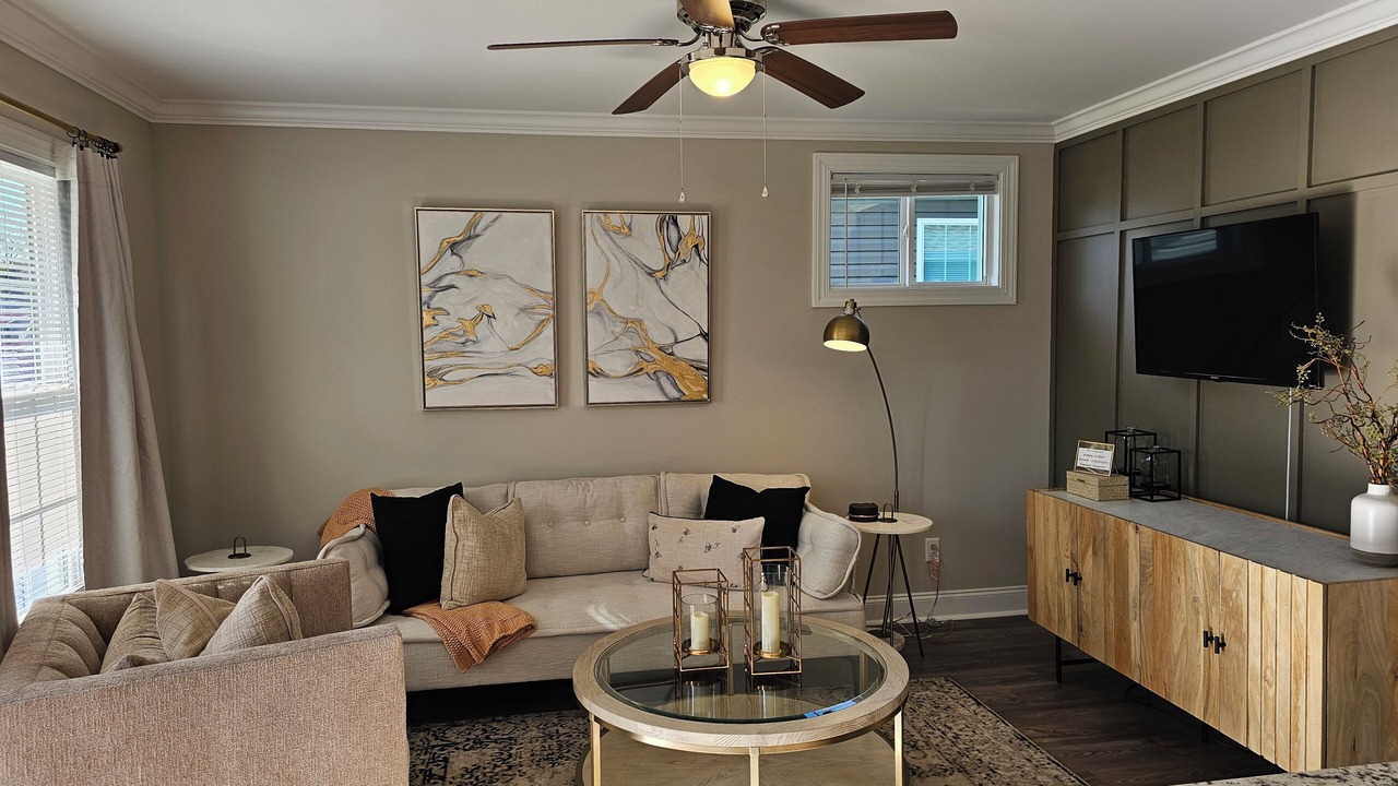 Photo of Livingroom in Hickory