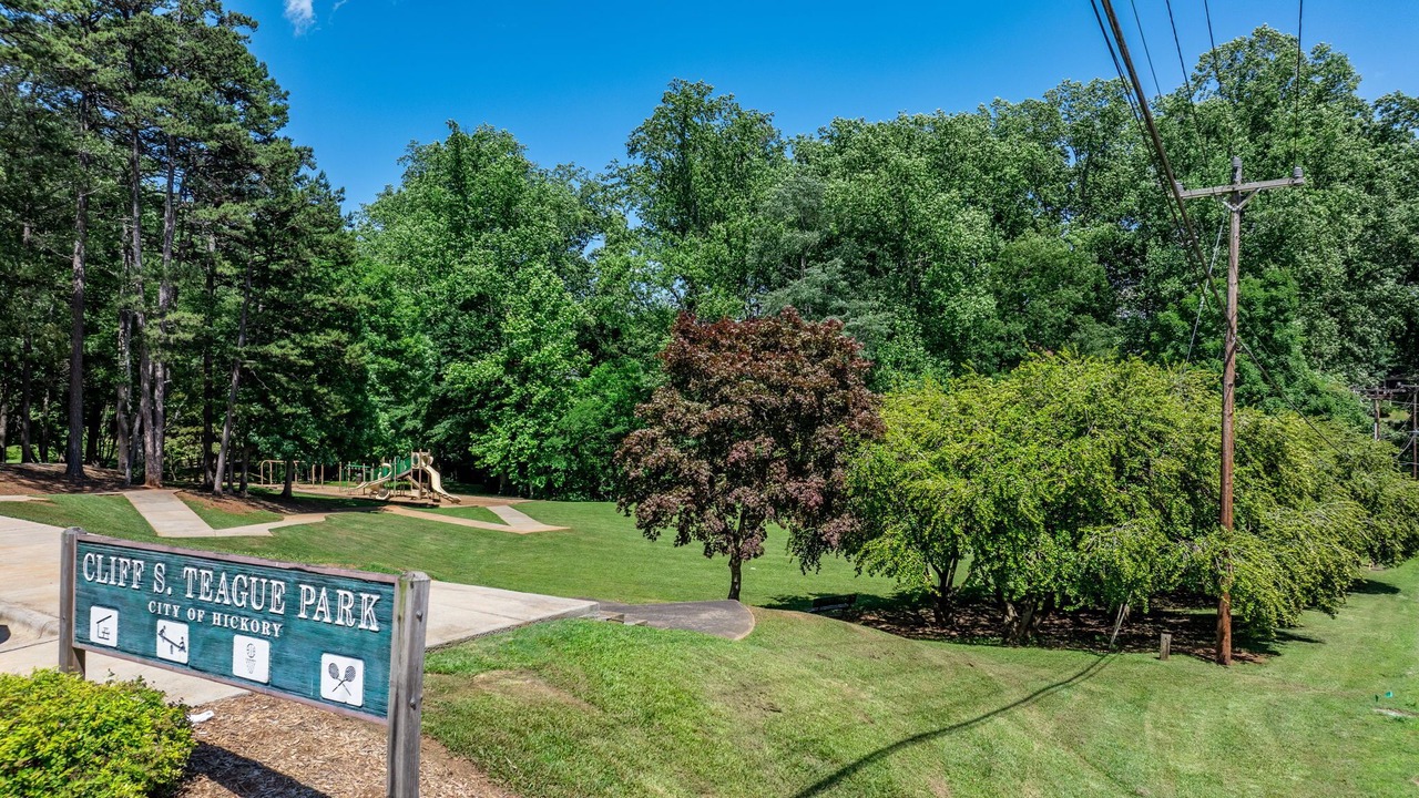 Photo of Outdoor in Hickory
