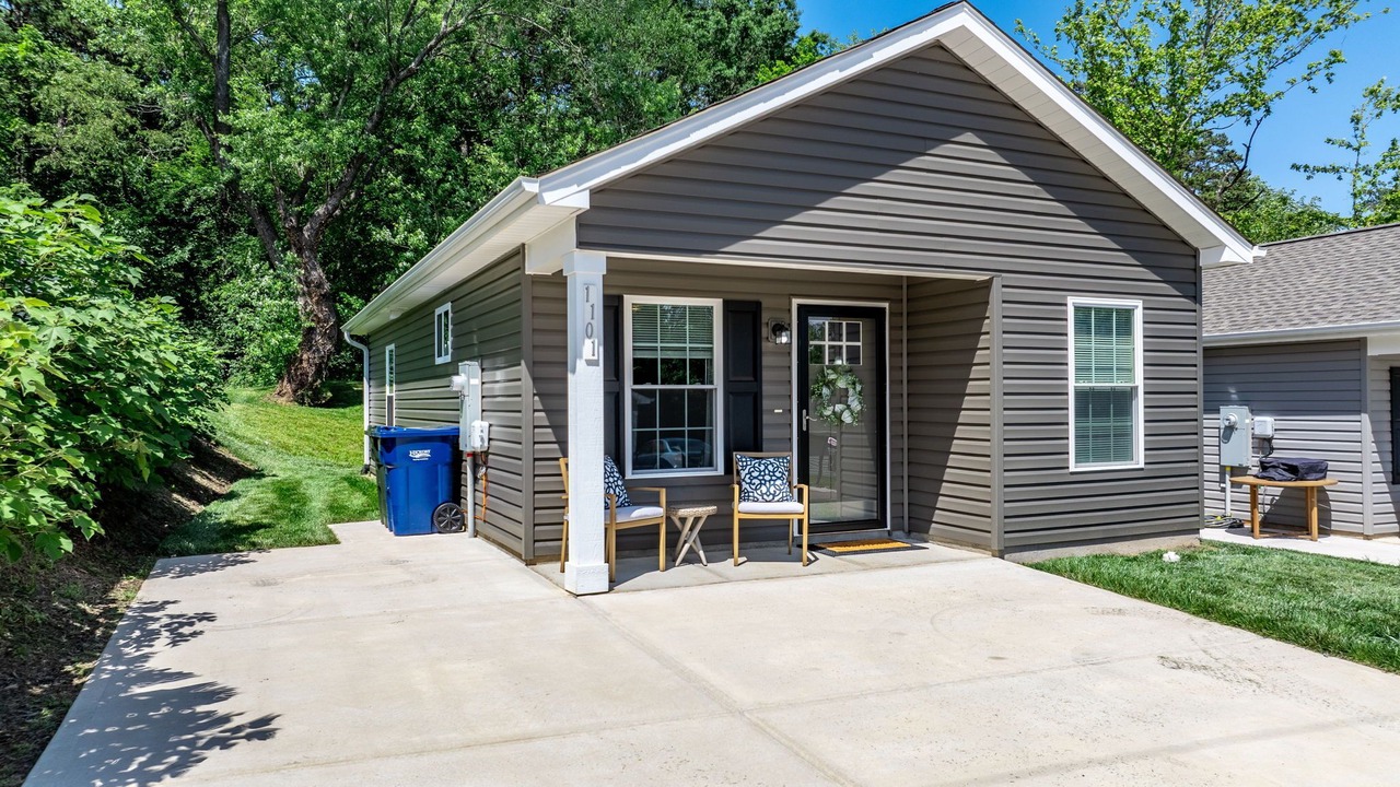 Photo of Outdoor in Hickory
