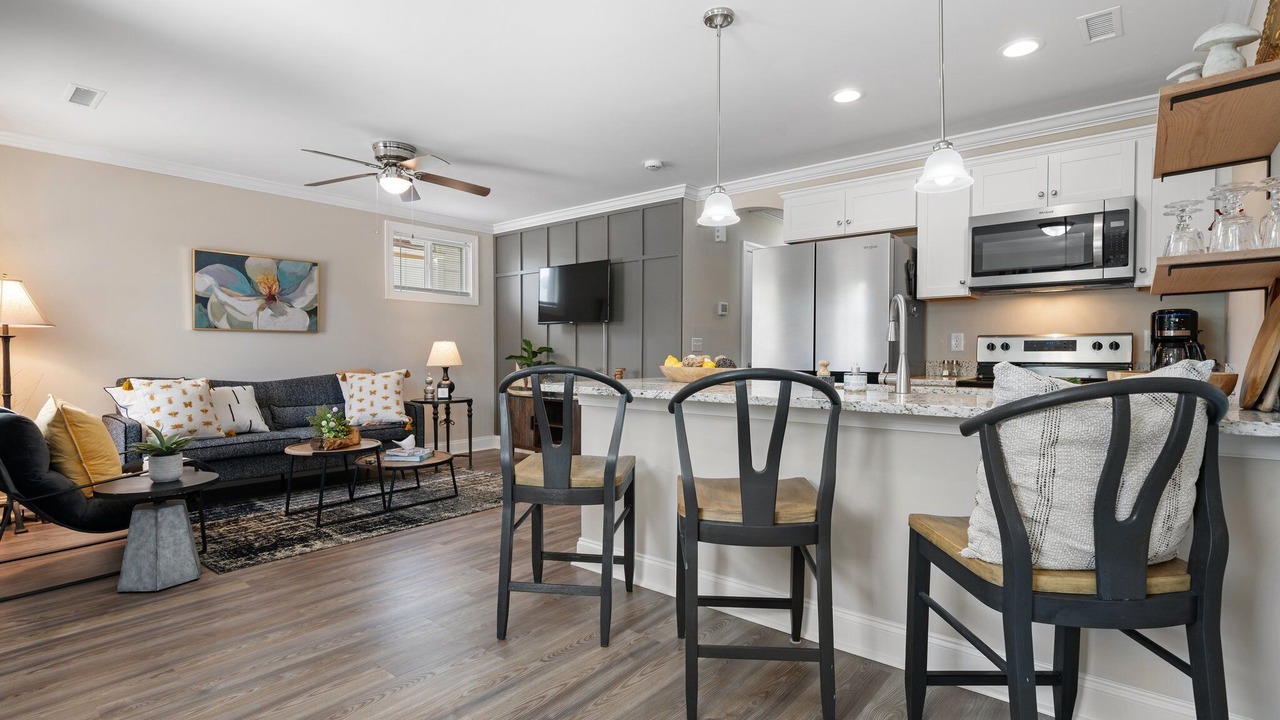 Photo of Livingroom in Hickory