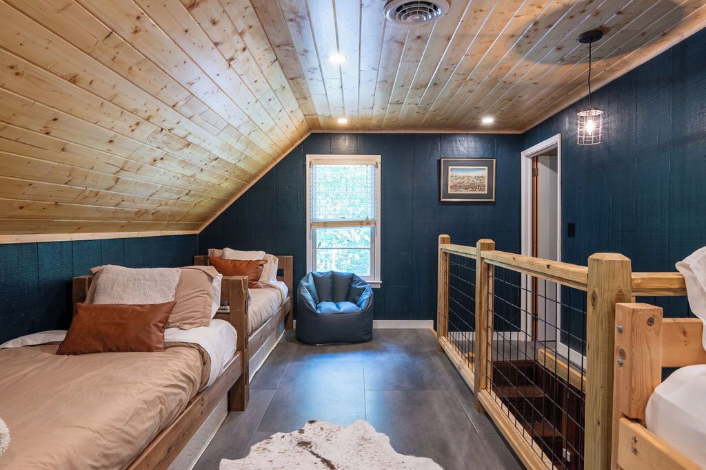 Photo of Bedroom in Celo