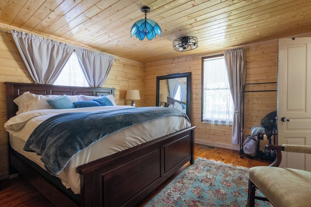 Photo of Bedroom in Celo