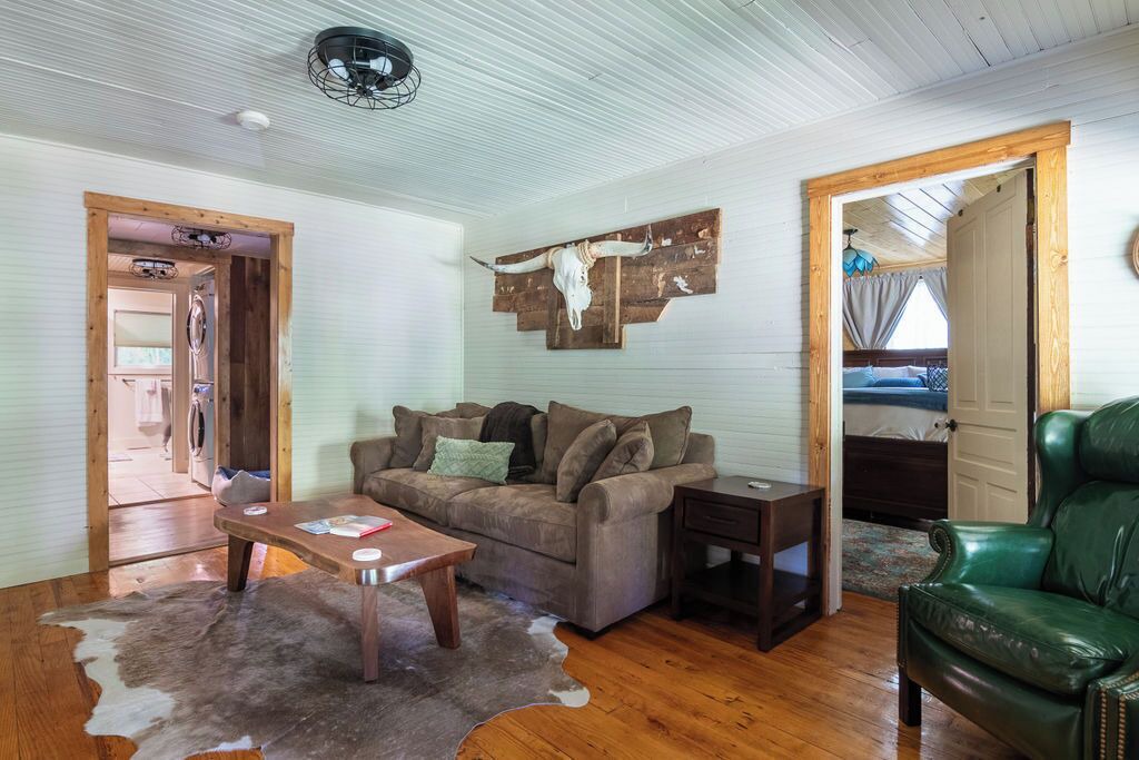 Photo of Livingroom in Celo