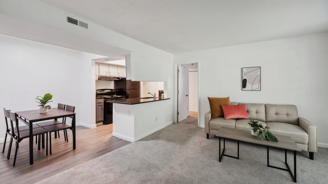 Photo of Livingroom in Winston - Salem